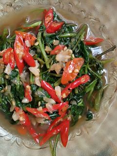 Foto resep 1. Cah kangkung terasi