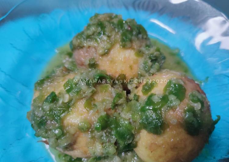 Langkah Mudah untuk Menyiapkan Telur sambal hijau yang Menggugah Selera