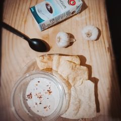 A picture of Creamy Garlic Dip.