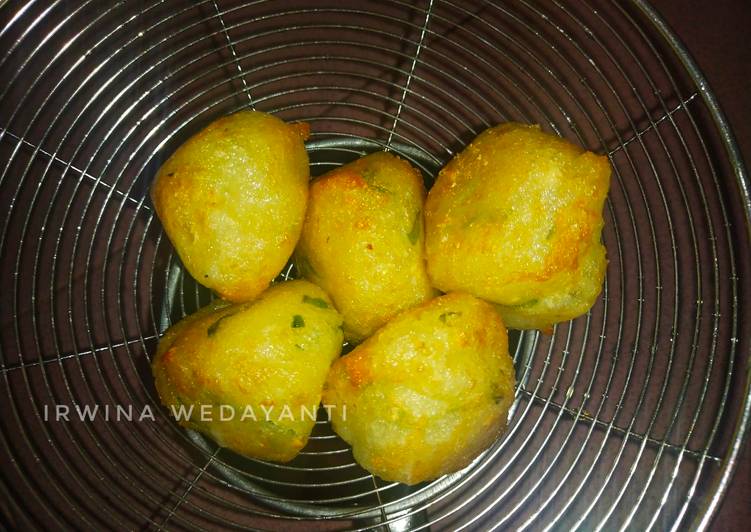 resep cara buat Kue Cucur Bawang