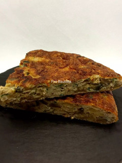 Una foto de Tortilla de berenjena y cebolla