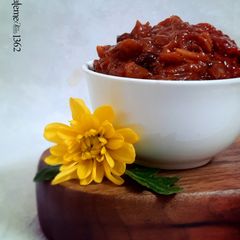 Persian Khamse Angoor (Khamse Pateh) – Sugar-Free Grape Preserve A picture of Persian Khamse Angoor (Khamse Pateh) – Sugar-Free Grape Preserve.