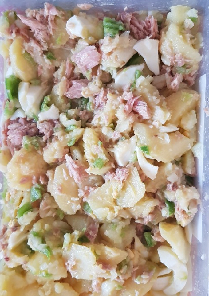 Una foto de Patatas aliñadas