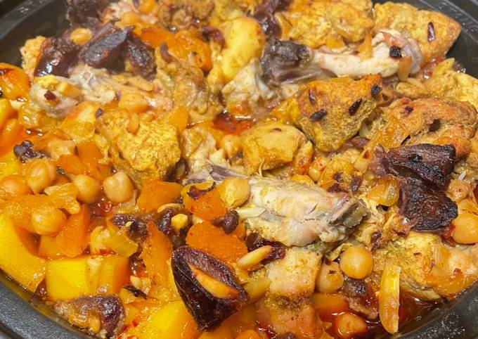 Chicken Tagine With Apricots and Almonds Recipe