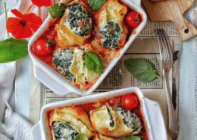 Muschelnudeln mit Ricotta-Spinat-Füllung