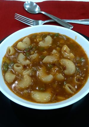 મેક્રોની સુપ (Macaroni Soup Recipe In Gujarati) રેસીપી મુખ્ય ફોટો