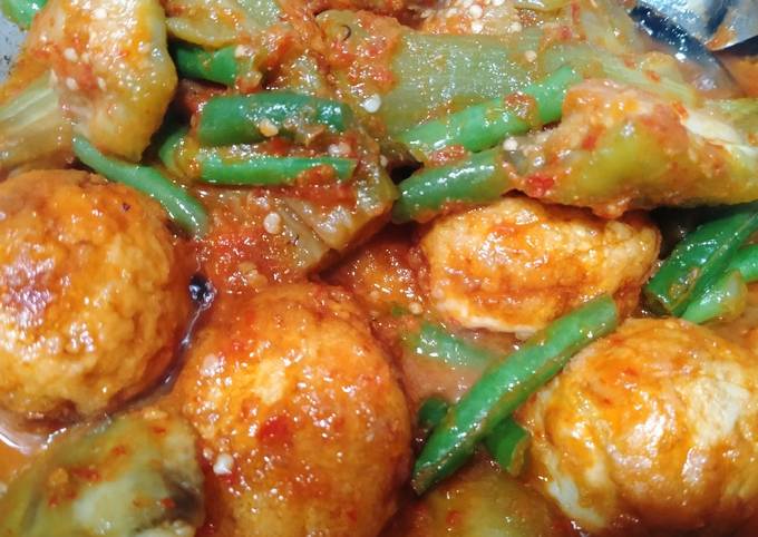 Langkah Mudah untuk Membuat Balado telur terong buncis, Enak