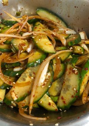 Hình của món Salad dưa leo - maangchi.