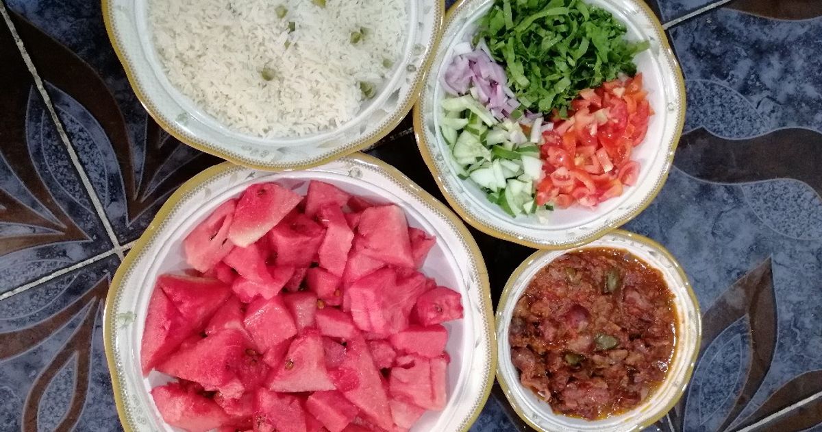 Simple Rice And Stew Recipe by Fatima Usman - Cookpad
