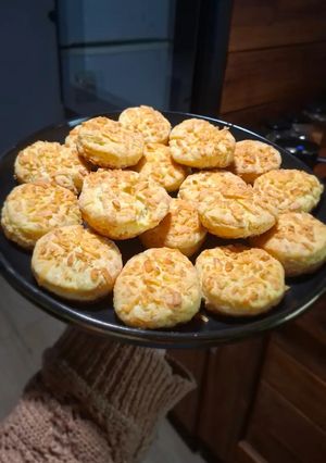 Una foto de Scones de queso 💛