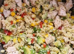 Una foto de Ensalada de Cuscús con Pollo