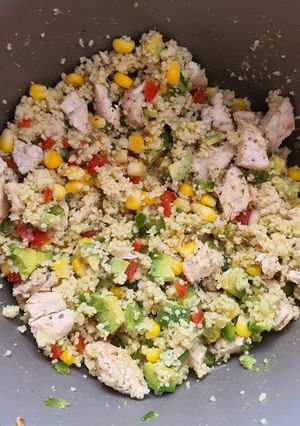 Una foto de Ensalada de Cuscús con Pollo