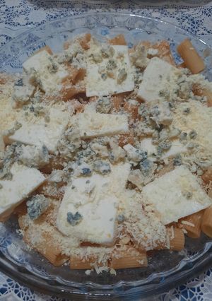 Una foto de Penne rigate a los 3 quesos