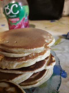 Una foto de Hot cakes esponjosos 🥞