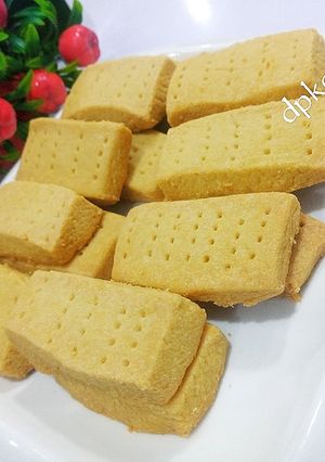 A picture of Scottish shortbread (Eggless).