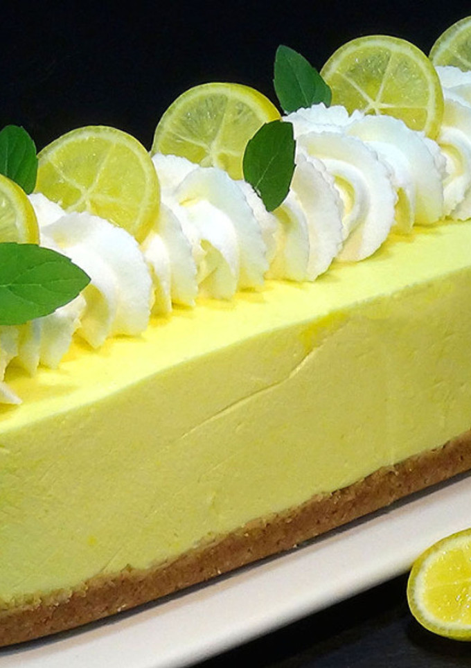 Una foto de Tarta de limón sin horno, fácil y rápida