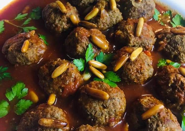 Recipe of Any-night-of-the-week Lebanese_meat_balls_in_tomato_sauce #Dawood_Basha