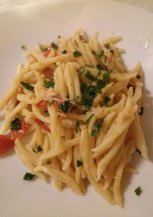 A picture of Pasta with crab.