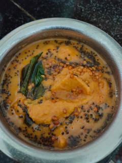 வெங்காய சட்னி (Venkaaya chutney recipe in tamil) செய்முறை முக்கிய புகைப்படம்