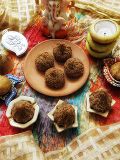 सूजी मावा मोदक (suji mawa modak recipe in Hindi) रेसिपी मुख्य फोटो