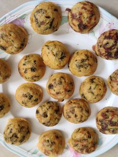 முருங்கைக்கீரை பெப்பர் மசாலா பணியாரம் (Drumstick leaves pepper masala paniyaaram) செய்முறை முக்கிய புகைப்படம்