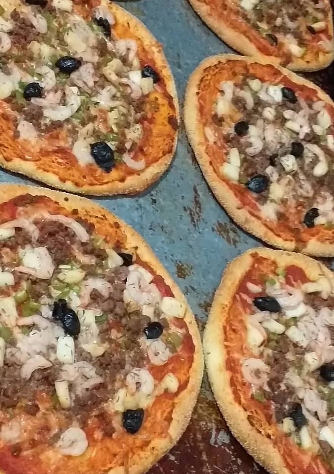 صورة بيتزا فواكه البحر