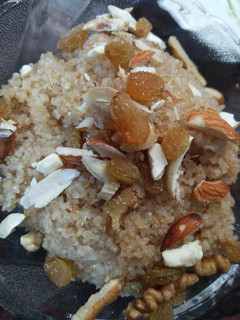 A picture of Fada Lapsi (beaten wheat/daliya sweet).