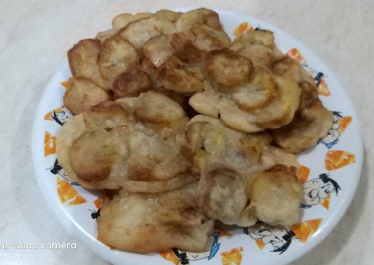 Pisang goreng tanduk