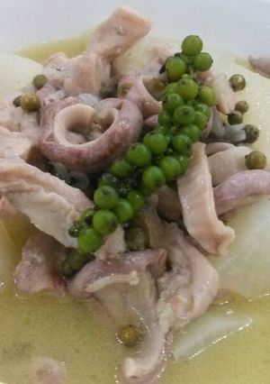 Hình của món Dạ dày hầm tiêu xanh.