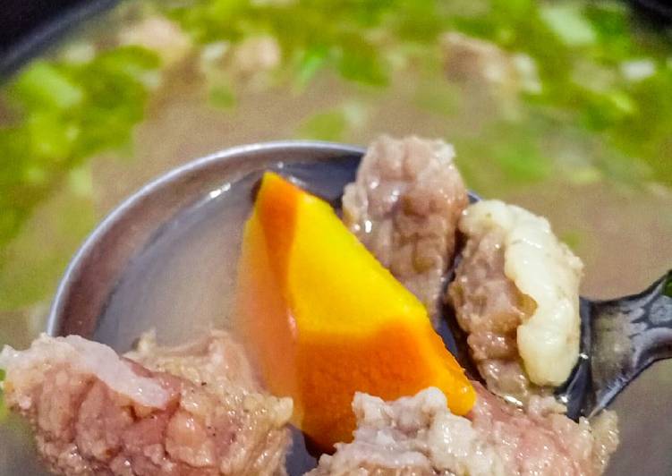 Cara Menyiapkan Sop daging dan wortel Kekinian