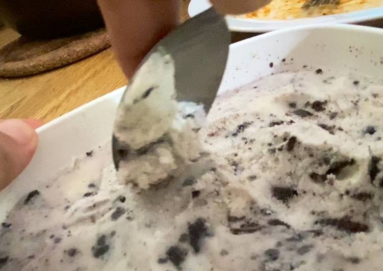 Oreo Soft Ice Cream