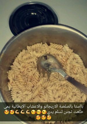 صورة لوصفة مكرونة الصلصة بالاعشاب الايطالية والاريجانو