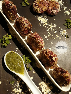 A picture of Gulabi tikki/ Beetroot cutlet.