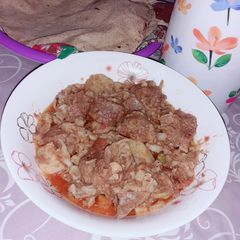 A picture of Gobhi Aaloo Gosht.