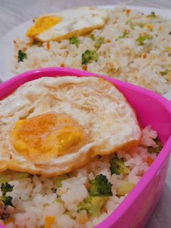Foto resep Nasi goreng sayur telur ceplok