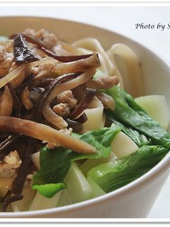 榨菜肉絲麵 & 蓮子排骨湯 的食譜成品照片