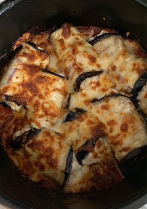 Una foto de Rollitos de berenjena rellenos de ricotta