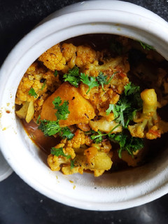 তন্দুরি ফুলকপির ডালনা (tandoori fulkopir dalna recipe in Bengali রেসিপির প্রধান ছবি