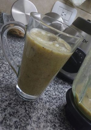 Una foto de Licuado "quema grasas"