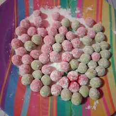 A picture of Bola-bola susu.