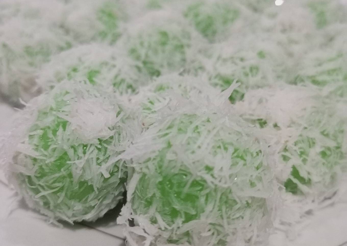 Klepon Isi Coklat Keju