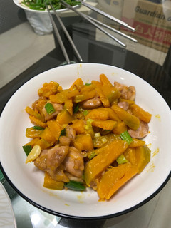 南瓜炒雞肉 的食譜成品照片