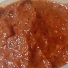 A picture of Schezwan chutney.