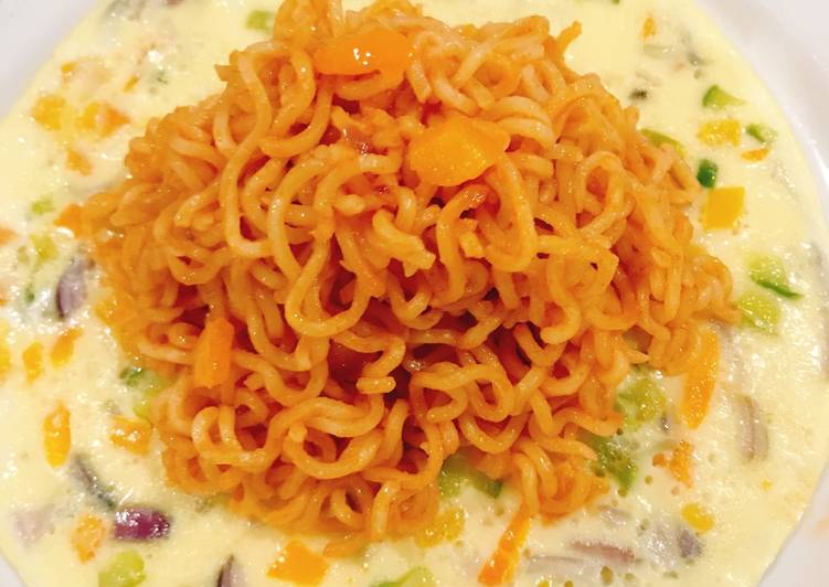 Recipe of Perfect Kiddies meal… JOLLOF NOODLES and FRIED VEGETABLE OMELETTE