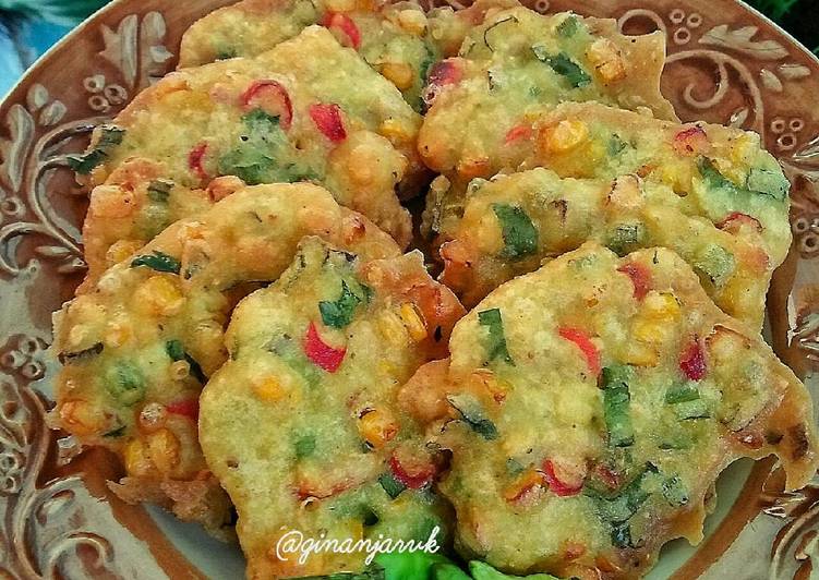  Resep  Bakwan  Jagung  Cabe oleh Ginanjar Vikaresti Cookpad