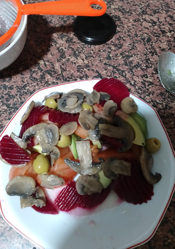 Una foto de Ensalada de Champiñones