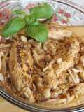 Solomillos de pollo con setas shimeji