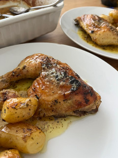 Una foto de Pollo asado con patatas