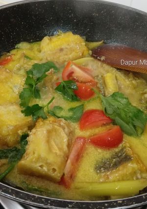 Foto resep Ikan pari masak kuning daun seledri