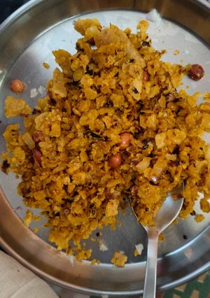 पोळीचा चिवडा (Policha Chivda Recipe In Marathi) रेसिपी चे मुख्य फोटो
